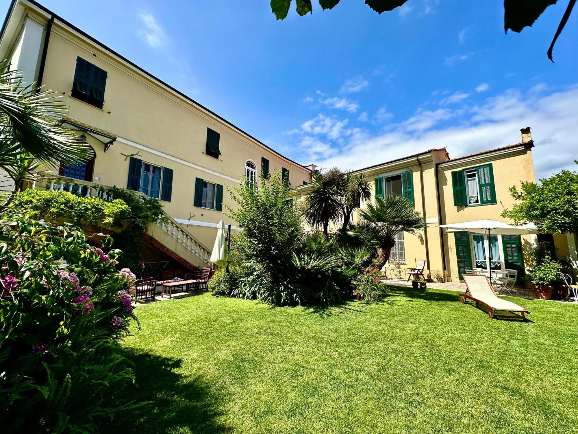 Villa Angelina Casa Limone Vallecrosia Buitenkant foto